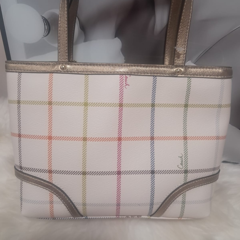 Coach White and Gold Plaid Tote Bag NWT - Picture 2 of 6